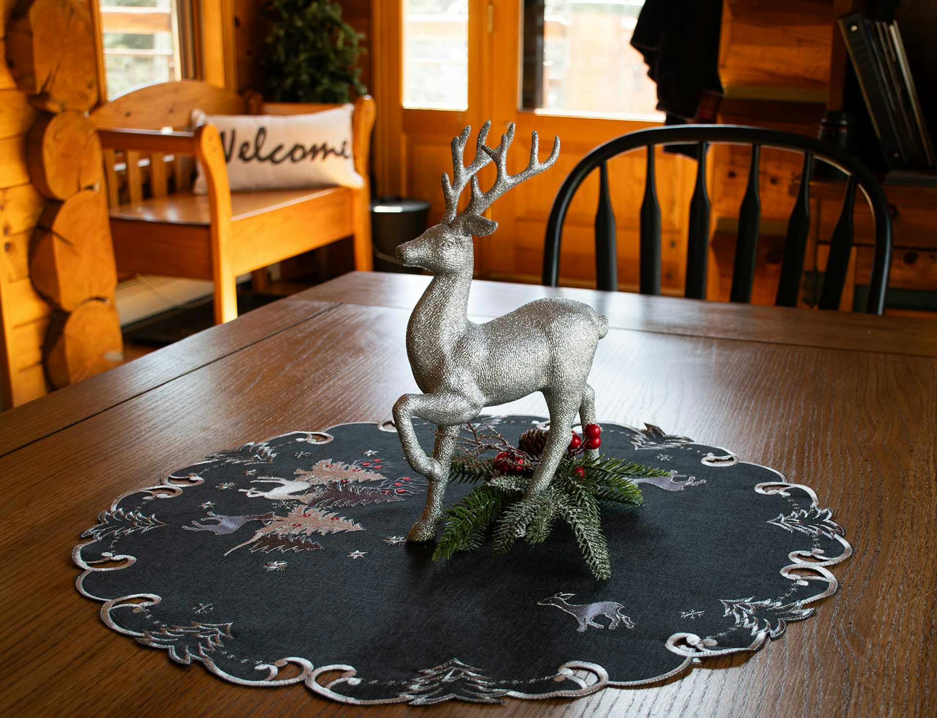 Silver Reindeer Dark Grey Table Topper (23," RD 33" SQ)