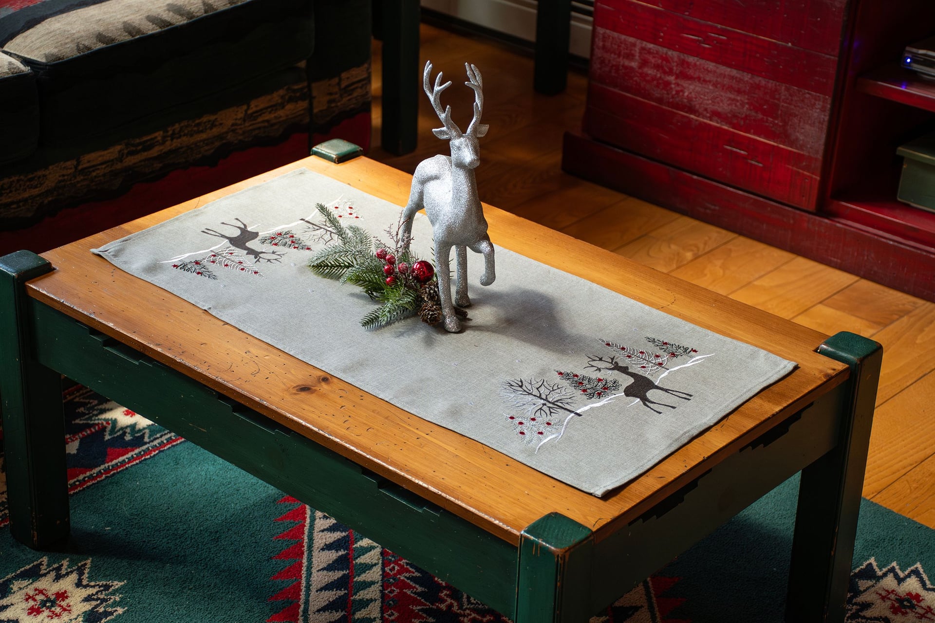 Embroidered Reindeer Scene Light Grey Table Runner (33, 67")
